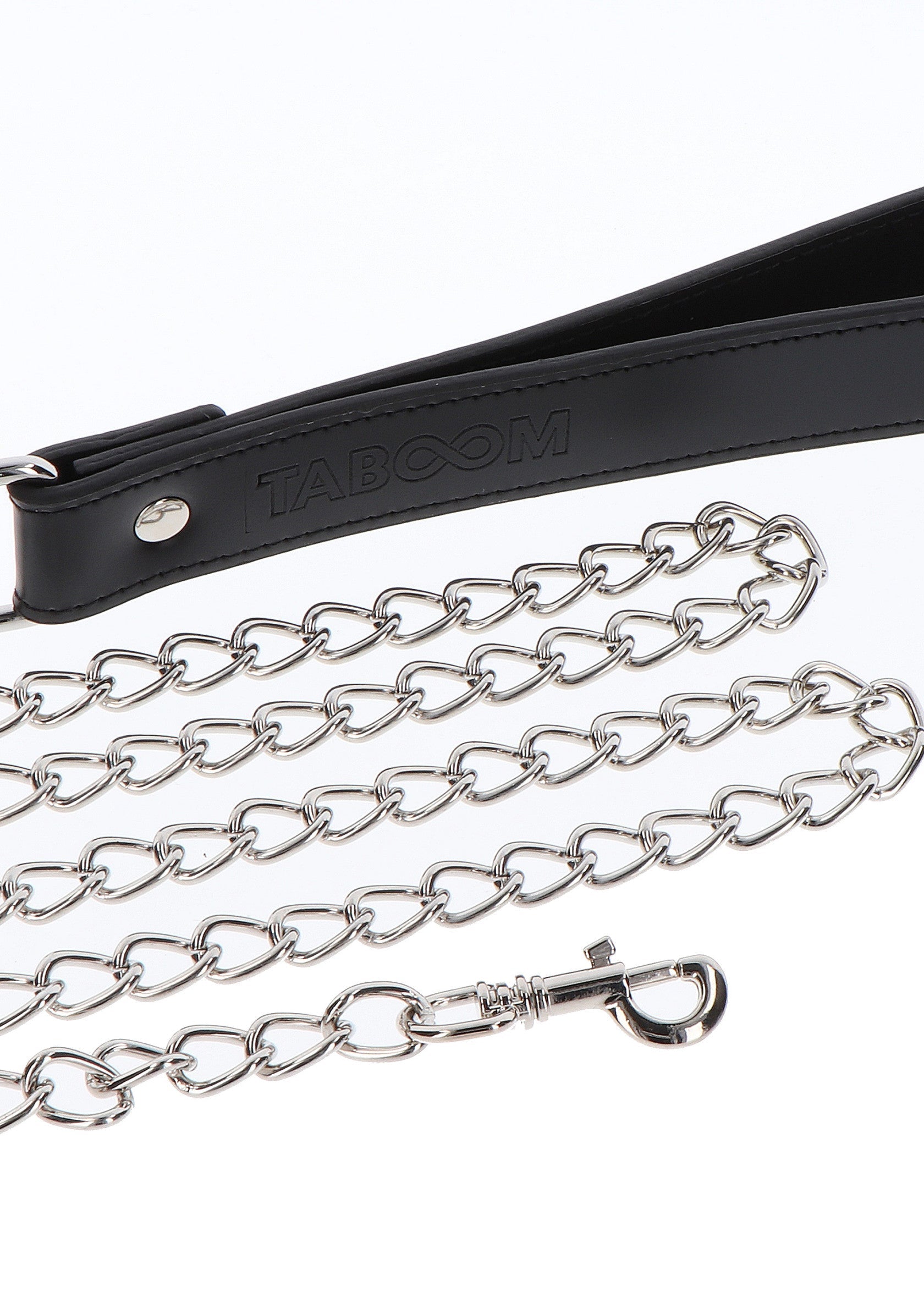 Elegante collar y correa de cadena negros