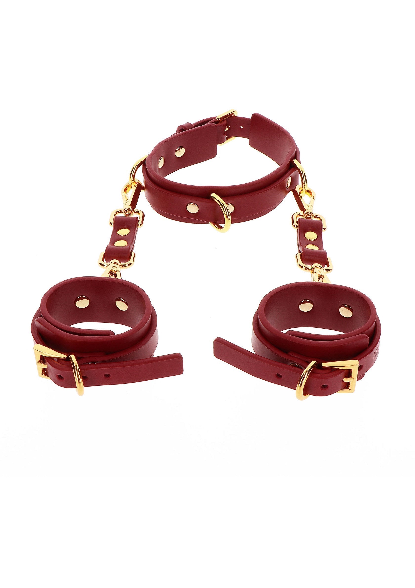 Cuello y puños con argolla en D rojos
